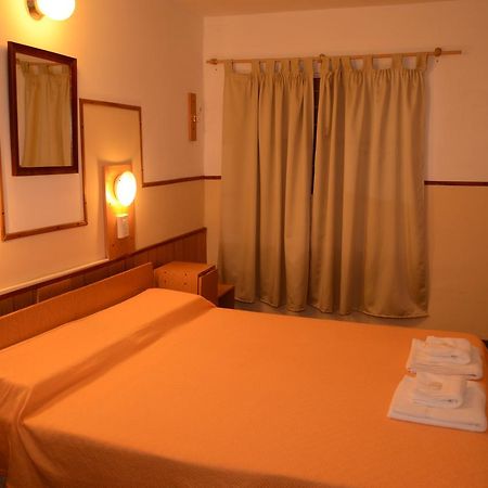 Hotel Residencial Don Marcos Paraná Eksteriør billede