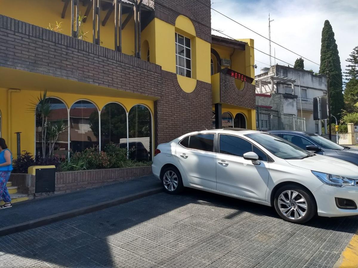 Hotel Residencial Don Marcos Paraná Eksteriør billede