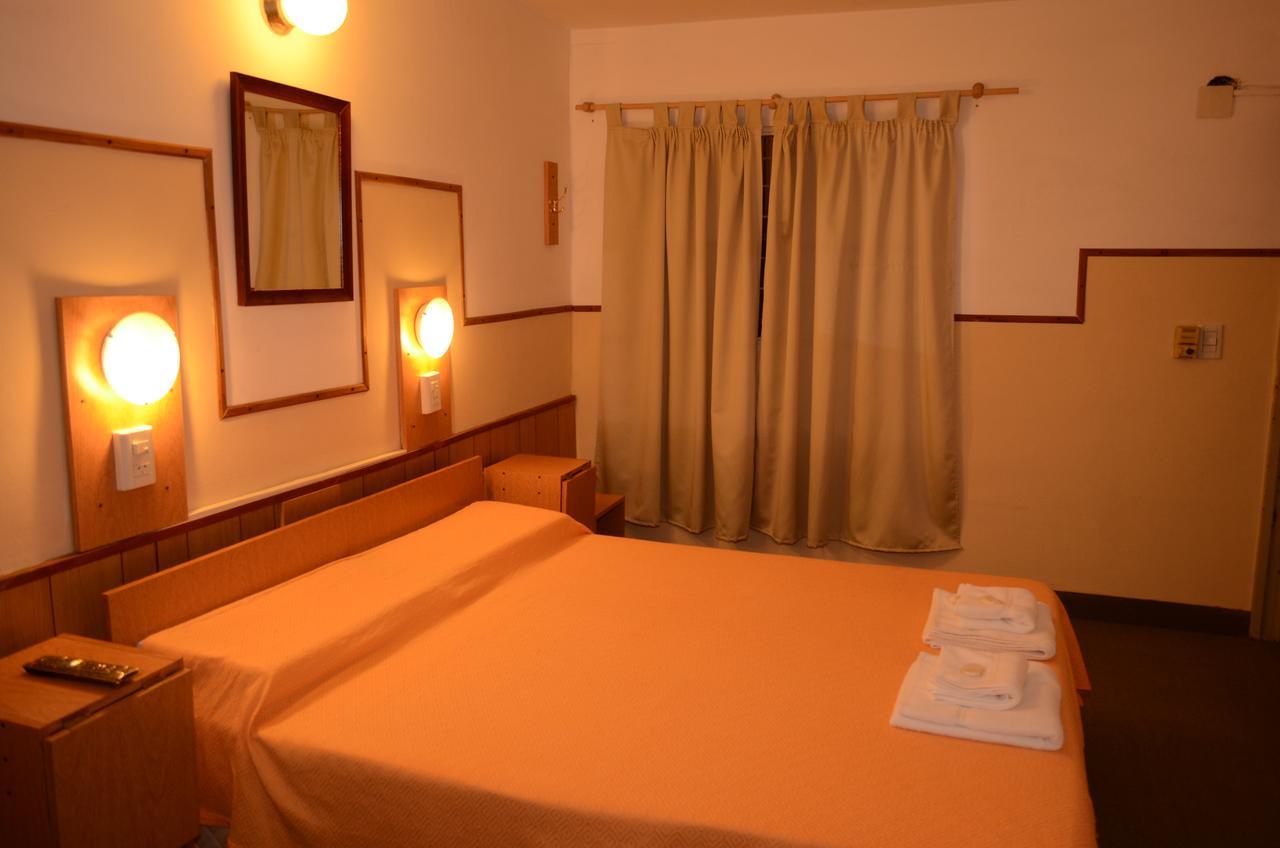 Hotel Residencial Don Marcos Paraná Eksteriør billede